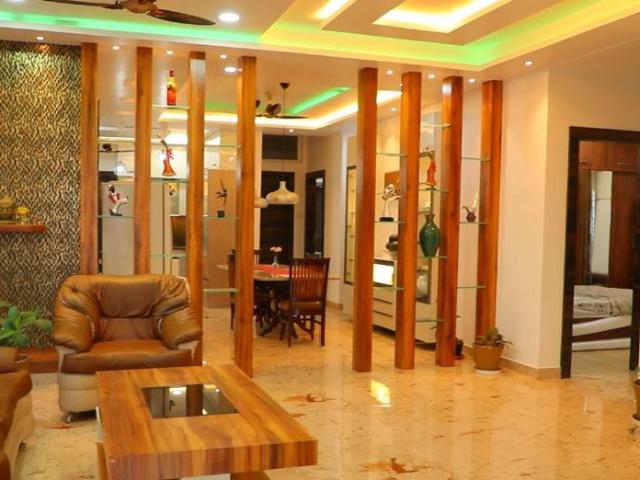 Resale | 6+ BHK + Extra Room 12500 Sq.Ft. Independent House in Hastinapuram