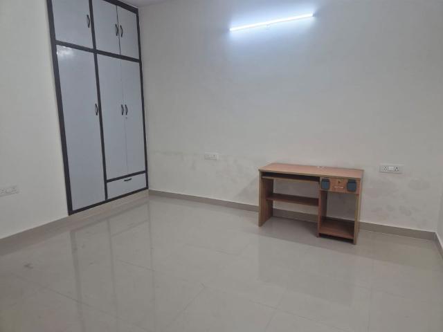 Resale | 6 BHK + Extra Room,Store Room 112 Sq.Mt. Independent House in Sector 26