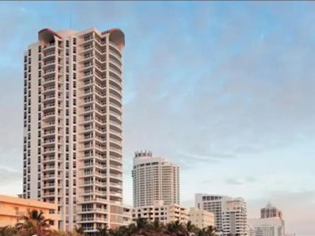 Resale | 6+ BHK + Servant Room,Extra Room 10000 Sq.Ft. Penthouse in K Raheja Maestro