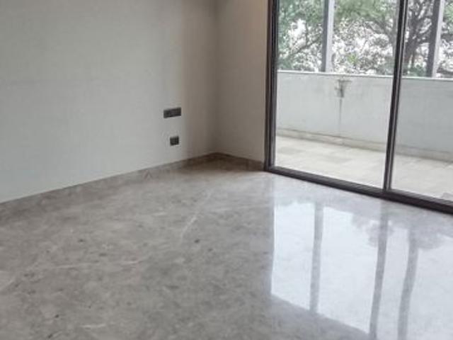 Resale | 6+ BHK + Servant Room,Store Room 500 Sq.Yd. Independent House in DLF Independent Floors