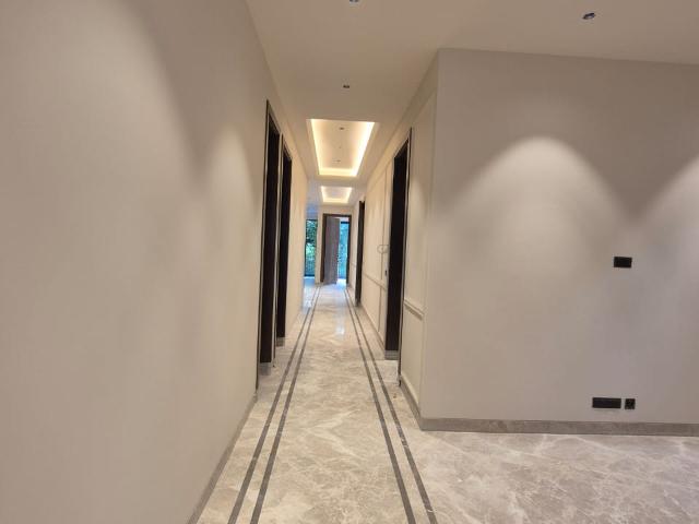 Resale | 6 BHK + Servant Room 500 Sq.Yd. Independent House in Greater Kailash I