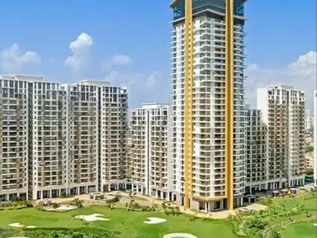 Resale | 6+ BHK + Servant Room 7210 Sq.Ft. Penthouse in M3M Golf Estate