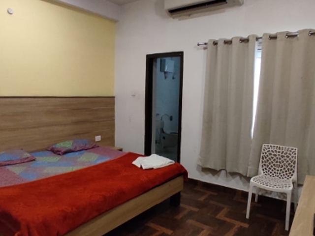 Resale | 6+ BHK + Study Room 6500 Sq.Ft. Independent House in Gomti Nagar