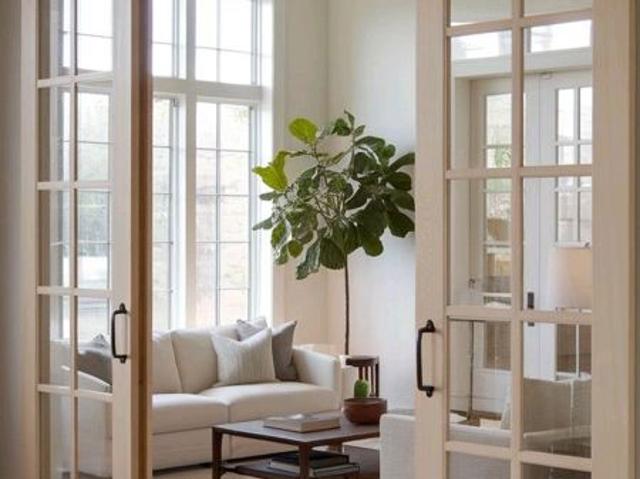 Resale | 6+ BHK + Study Room 162 Sq.Mt. Independent House in Sector 22