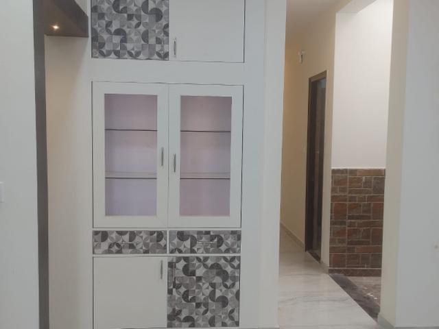 Resale | 6+ BHK + Study Room 2450 Sq.Ft. Villa in Gomti Nagar