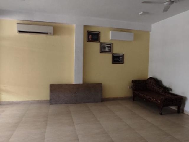 Resale | 6+ BHK + Study Room 2880 Sq.Ft. Villa in Gomti Nagar