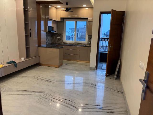 Resale | 6+ BHK + Store Room 550 Sq.Yd. Independent House in Sector 14