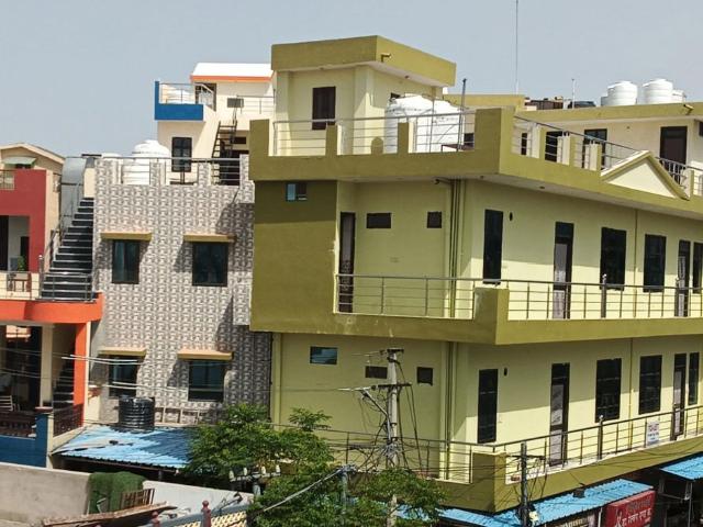 Resale | 6+ BHK + Store Room 2100 Sq.Ft. Independent House in Mansarovar