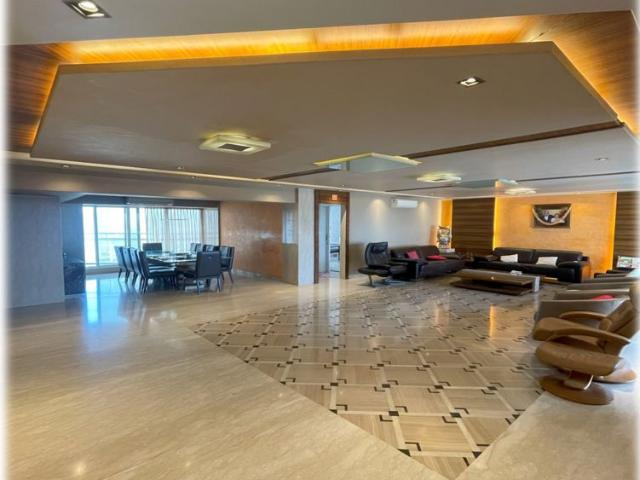 Resale | 6 BHK + Pooja Room 4272 Sq.Ft. Apartment in Evershine Jewel