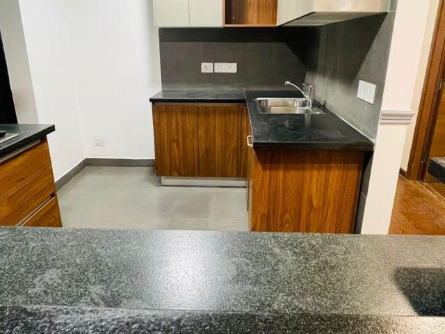 Resale | 6 BHK + Pooja Room 161 Sq.Yd. Independent House in Sector 54
