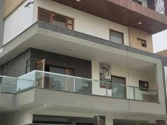 Resale | 6 BHK + Pooja Room 1754 Sq.Ft. Independent House in Clove County
