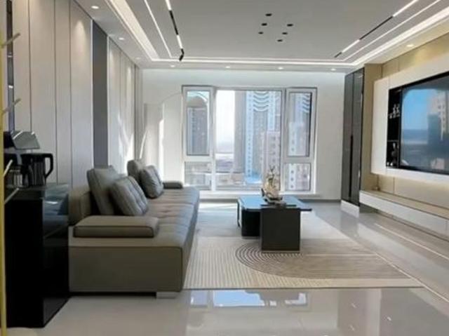 Resale | 6+ BHK + Pooja Room 180 Sq.Mt. Independent House in Sector 14