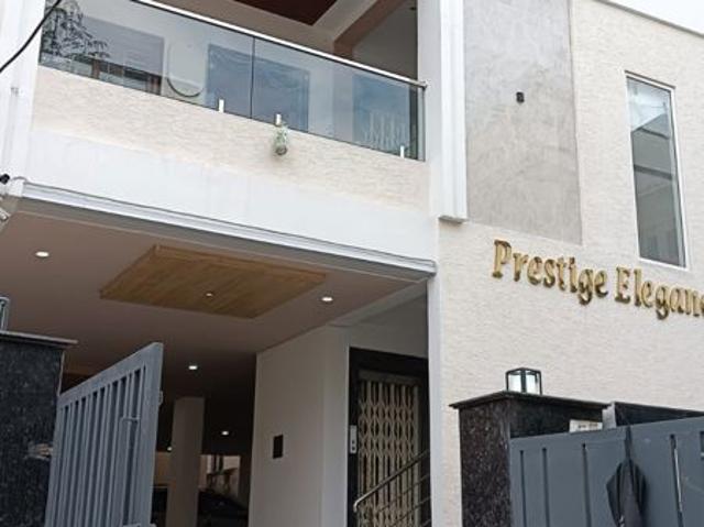 Resale | 6 BHK + Pooja Room 180 Sq.Yd. Independent House in Alwal