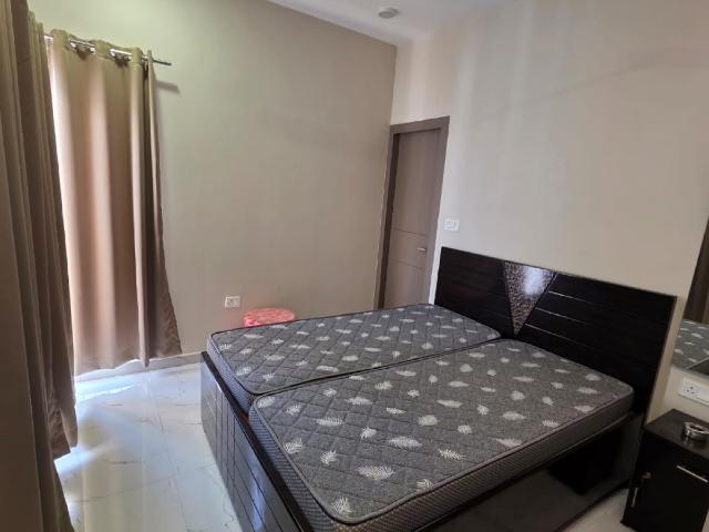 Resale | 6+ BHK + Pooja Room 204 Sq.Yd. Independent House in Sector 39