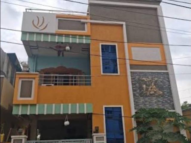 Resale | 6 BHK + Pooja Room 2152 Sq.Ft. Independent House in Green View Apartment Sector 15A