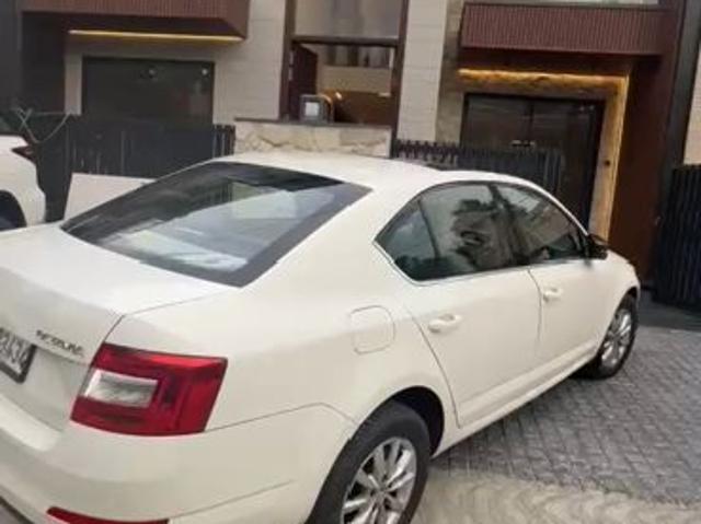 Resale | 6+ BHK + Pooja Room,Servant Room 4100 Sq.Ft. Independent House in Phase 10