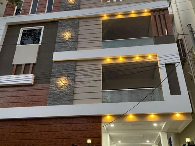 Resale | 6+ BHK + Pooja Room,Servant Room,Study Room,Extra Room,Basement,Store Room 205 Sq.Yd. Independent House in CBR Krishnaveni Estates
