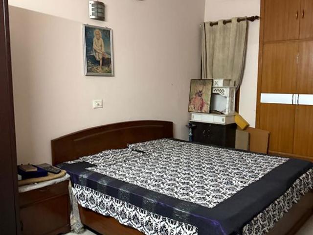 Resale | 6+ BHK + Pooja Room,Servant Room,Study Room,Extra Room,Basement,Store Room 450 Sq.Mt. Villa in Sector 47