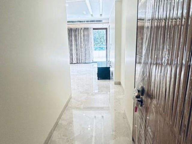 Resale | 6+ BHK + Pooja Room,Servant Room,Study Room,Extra Room,Basement,Store Room 600 Sq.Yd. Villa in Basant Gaon