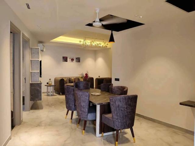 Resale | 6+ BHK + Pooja Room,Servant Room,Study Room,Extra Room,Store Room 10000 Sq.Ft. Independent House in Civil Lines