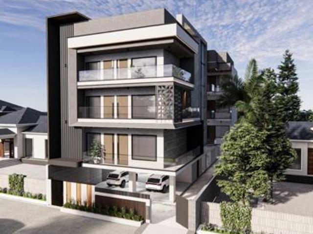 Resale | 6+ BHK + Pooja Room,Servant Room,Study Room,Extra Room,Store Room 200 Sq.Ft. Independent House in Sector 46