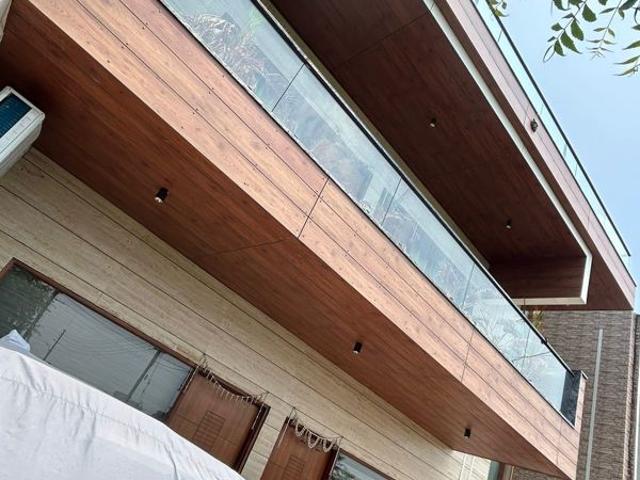 Resale | 6 BHK + Pooja Room,Servant Room,Study Room,Extra Room,Store Room 355 Sq.Ft. Independent House in Sector 62