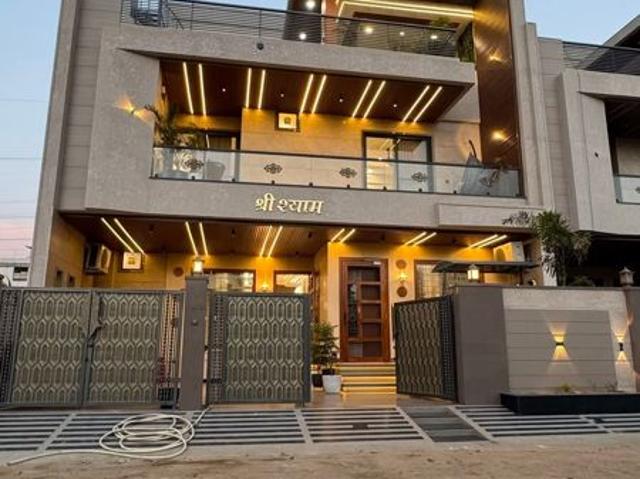 Resale | 6 BHK + Pooja Room,Servant Room,Study Room,Extra Room,Store Room 5200 Sq.Ft. Independent House in Vaishali Nagar