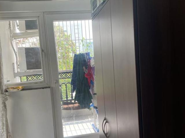Resale | 6 BHK + Pooja Room,Servant Room,Study Room,Extra Room 250 Sq.Yd. Independent House in Sarvapriya Vihar