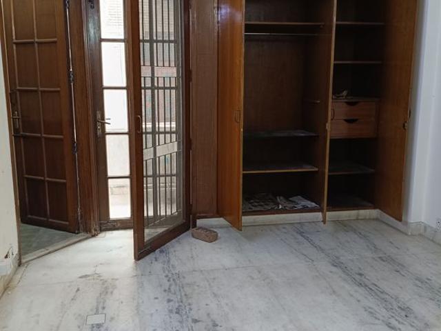 Resale | 6+ BHK + Pooja Room,Servant Room,Study Room,Extra Room 265 Sq.Yd. Independent House in Friends Colony