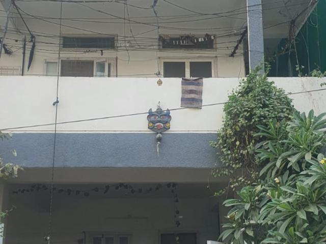 Resale | 6 BHK + Pooja Room,Servant Room,Study Room,Extra Room 200 Sq.Yd. Independent House in Alkapoor
