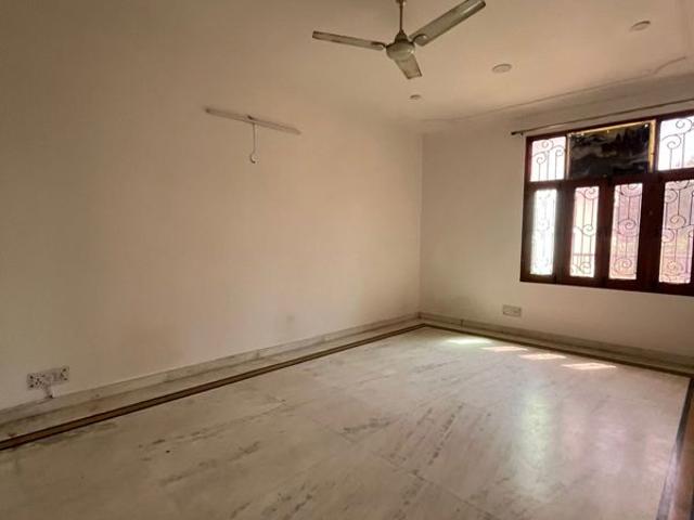 Resale | 6+ BHK + Pooja Room,Servant Room,Study Room,Extra Room 502 Sq.Yd. Villa in DLF Pink Town House