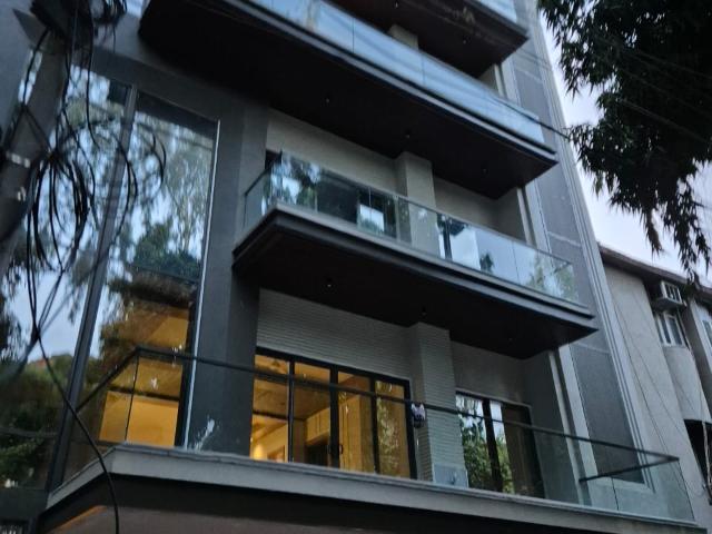 Resale | 6+ BHK + Pooja Room,Servant Room,Study Room,Extra Room 7200 Sq.Ft. Independent House in Greater Kailash II
