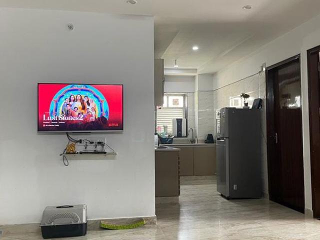 Resale | 6 BHK + Pooja Room,Servant Room,Study Room,Extra Room 90 Sq.Yd. Independent House in Maharani Bagh
