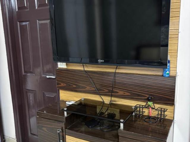 Resale | 6+ BHK + Pooja Room,Store Room 113 Sq.Mt. Independent House in Vasundhara Sector 11