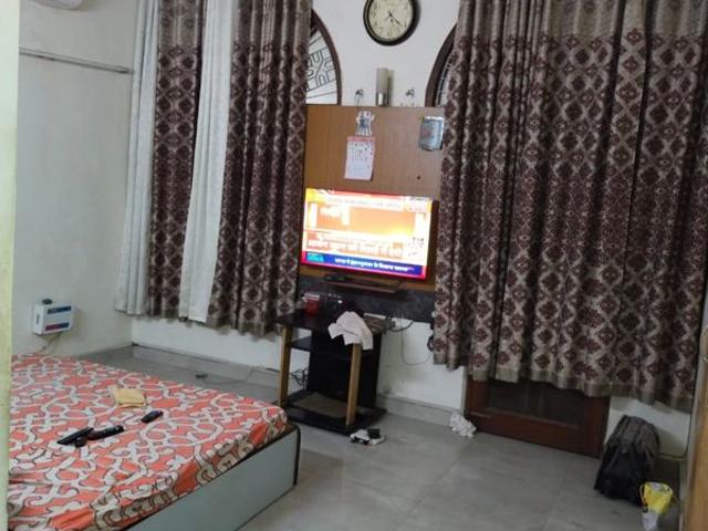Resale | 6+ BHK + Pooja Room,Study Room 375 Sq.Mt. Villa in Sector 55
