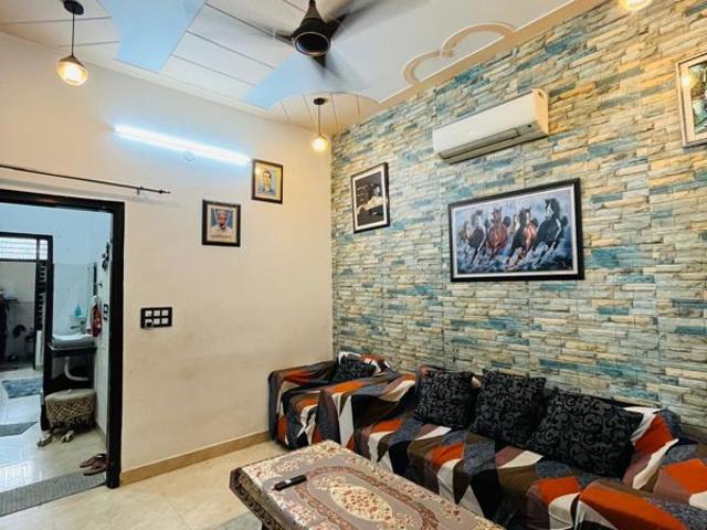 Resale | 6 BHK + Prayer Room 100 Sq.Yd. Independent House in Sector 62