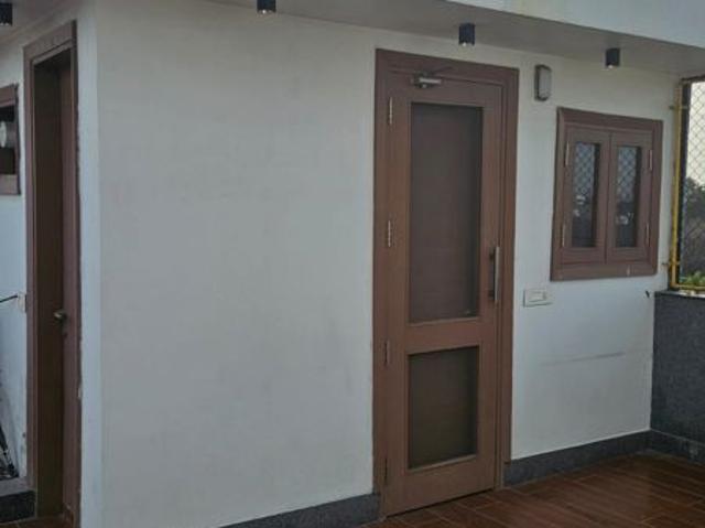 Resale | 6+ BHK + Prayer Room,Servant Room,Study Room,Extra Room,Basement,Store Room 398 Sq.Ft. Villa in Sector 55