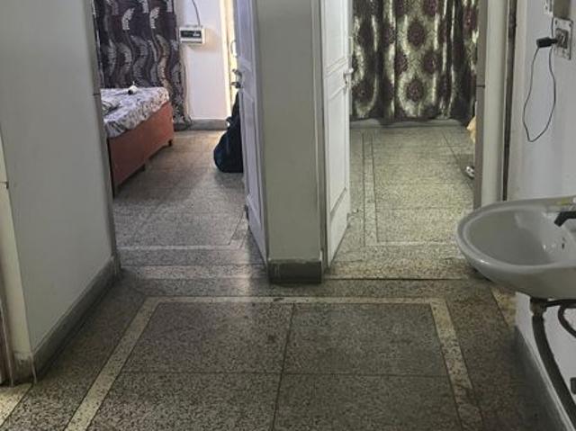 Resale | 6+ BHK + Prayer Room,Servant Room,Study Room,Extra Room,Store Room 162 Sq.Ft. Villa in Sector 33