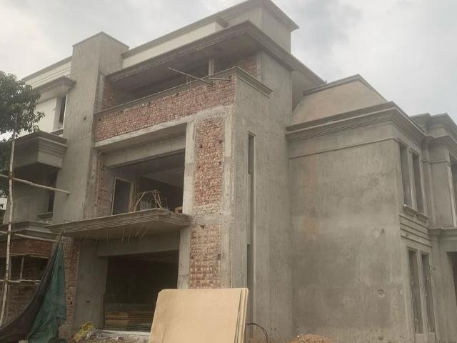 Resale | 6 BHK + Prayer Room,Servant Room,Study Room,Extra Room,Store Room 450 Sq.Yd. Villa in Civil Lines