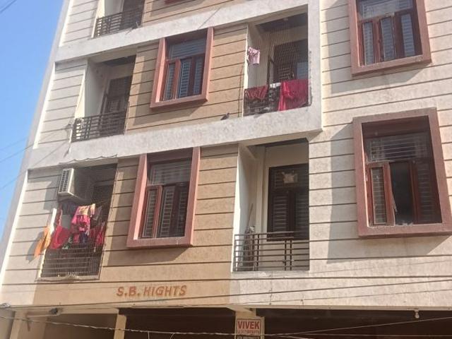 Resale | 72 Sq.Mt. Apartment in Kalwar Road