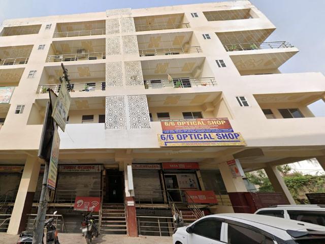 Resale | 82.249 Sq.Mt. Apartment in Adarsh Nagar