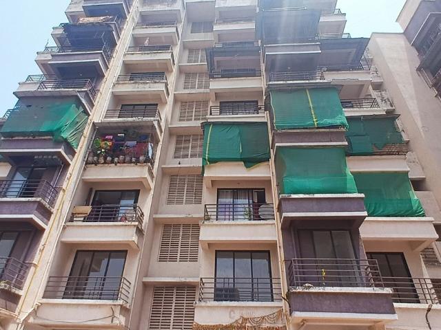 Resale | 867 Sq.Ft. Apartment in Badlapur East