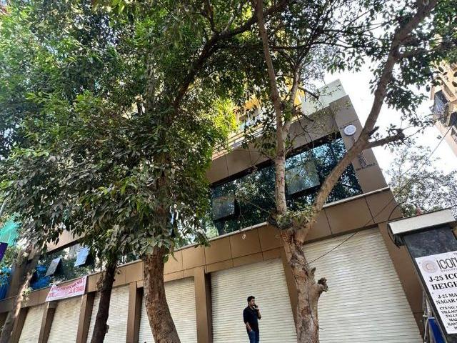 Resale | 91.76 Sq.Mt. Apartment in Kandivali West