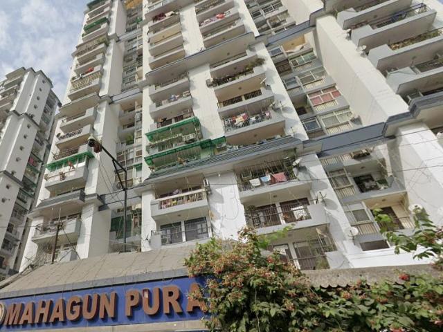 Resale | 94 Sq.Mt. Apartment in Avantika Extension