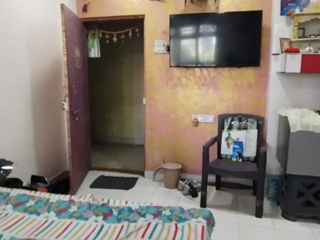 Resale | Studio 180 Sq.Ft. Apartment in Malad West