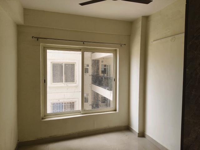 Resale | Studio 1000 Sq.Ft. Apartment in Delphine Central Park Estates