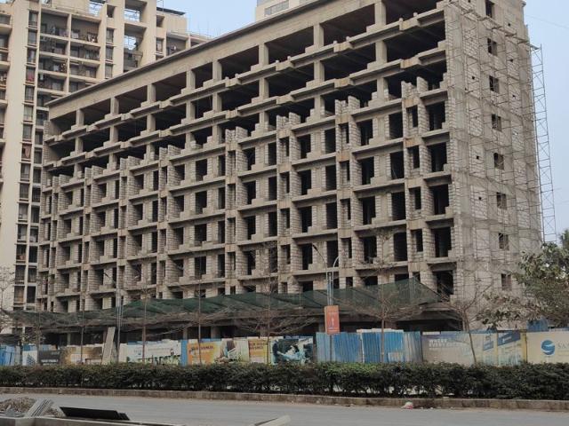 Resale | Studio 285 Sq.Ft. Apartment in Saarrthi Skybizz