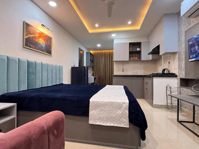 Resale | Studio 421 Sq.Ft. Apartment in Okay Plus Solitaire Suites