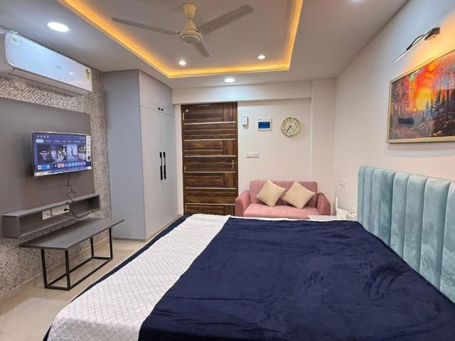 Resale | Studio 421 Sq.Ft. Apartment in Okay Plus Solitaire Suites