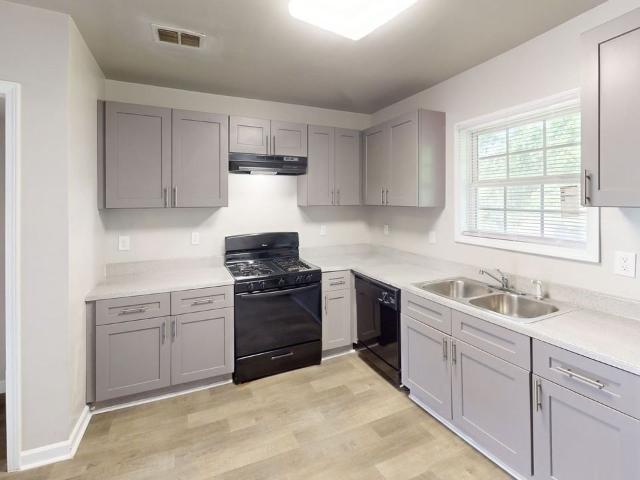 Reserve at Maple Ridge 1 Bedroom Home for Rent at 3073 Washington Rd, East Point, GA 30344